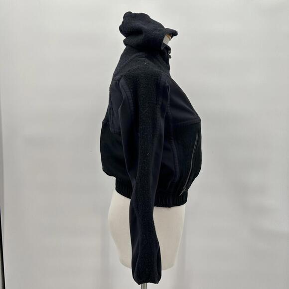 Women's Nike Victory Black Wool Silk Hooded Jacket Small - Picture 2 of 6